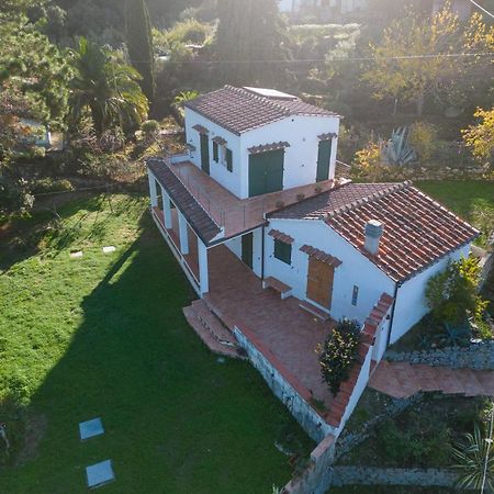 Villa Caterina Quiete E Mare-Goelba Sant'Andrea  Exterior photo
