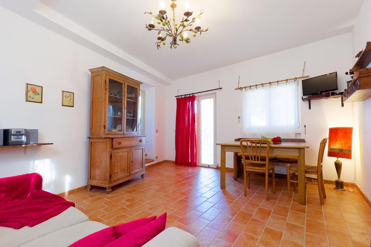 Villa Caterina Quiete E Mare-Goelba Sant'Andrea  Exterior photo
