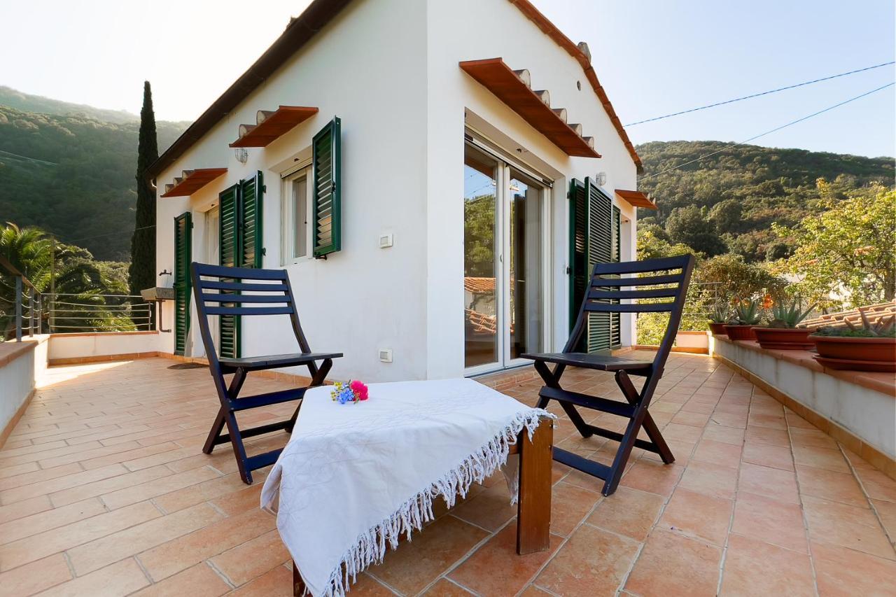 Villa Caterina Quiete E Mare-Goelba Sant'Andrea  Exterior photo