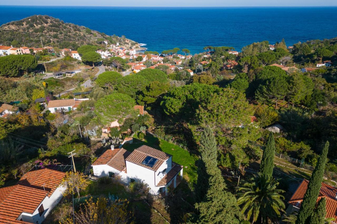 Villa Caterina Quiete E Mare-Goelba Sant'Andrea  Exterior photo